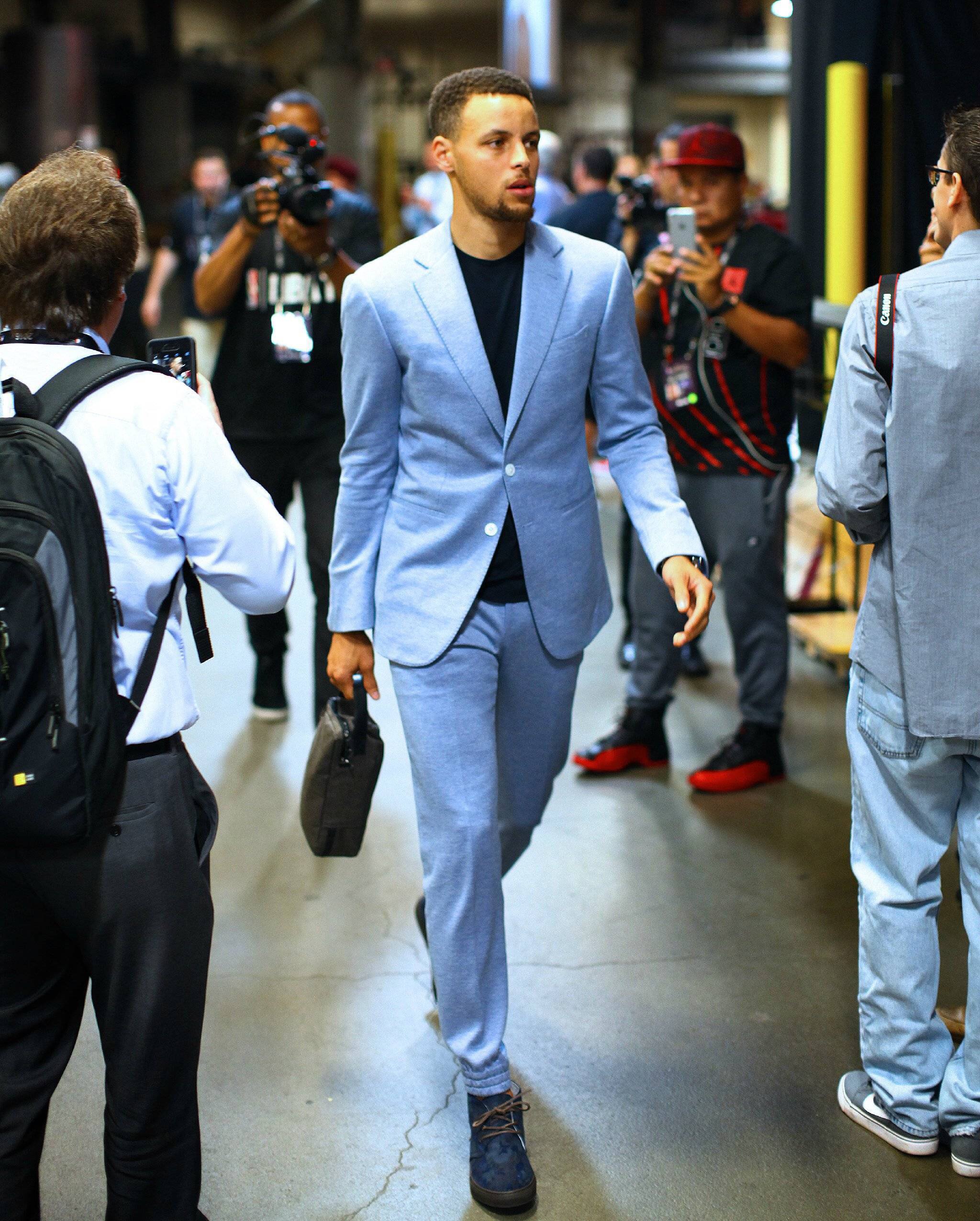 强调组织与 强调组织与