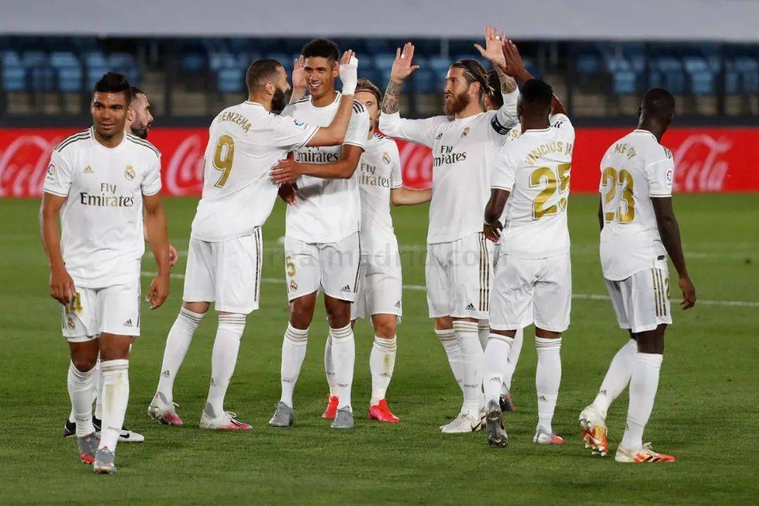 这样的前场 这样的前场