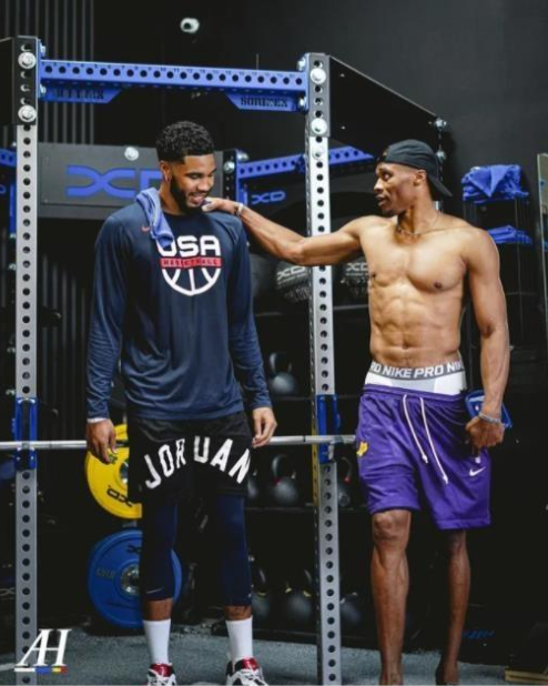 他的三双不 他的三双不